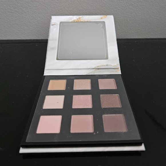 LA PREDIRE - LES COULEURS DE MONACO PRESTIGE PALETTE COOL EYESHADOW - NEW-SEALED - Picture 2 of 6